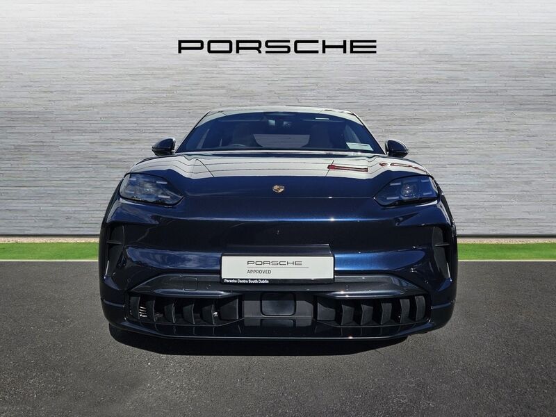More views of Porsche Cayenne