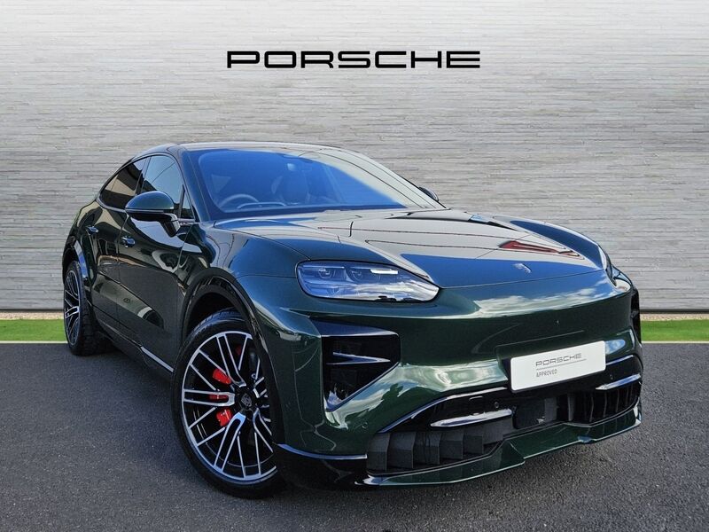 More views of Porsche Cayenne