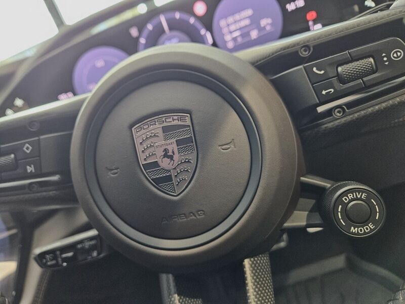 More views of Porsche Cayenne