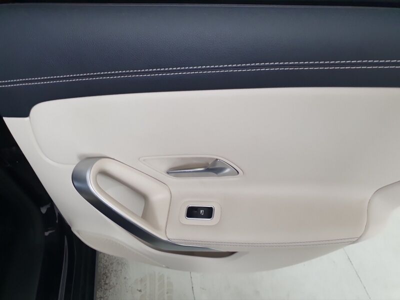 More views of Mercedes-Benz CLA