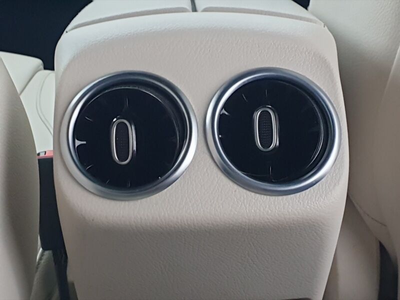 More views of Mercedes-Benz CLA
