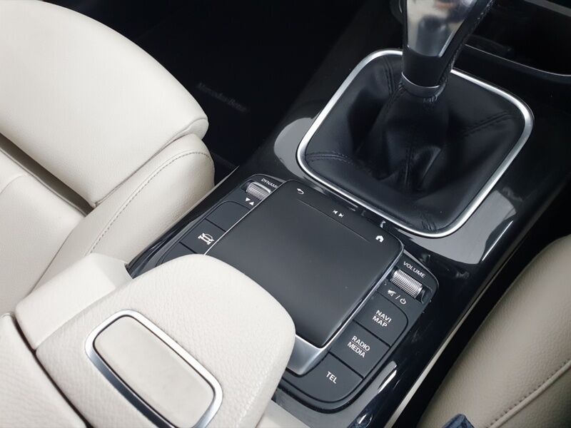 More views of Mercedes-Benz CLA