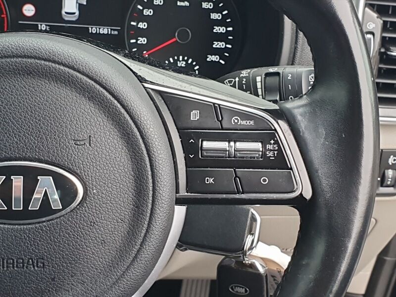 More views of Kia Sportage