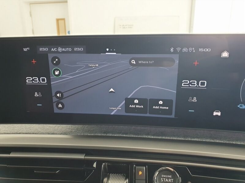 More views of Peugeot 5008