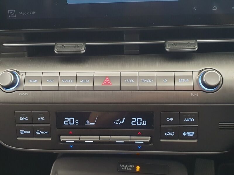 More views of Hyundai KONA