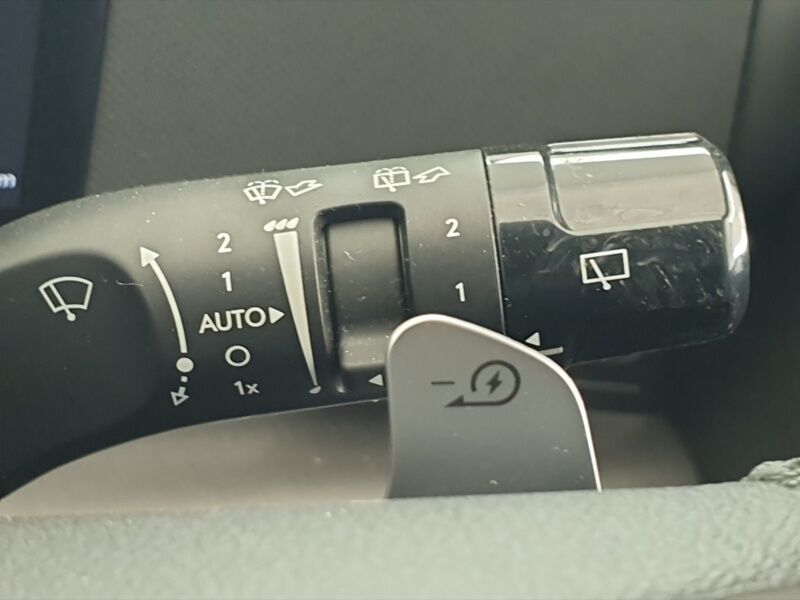 More views of Hyundai KONA