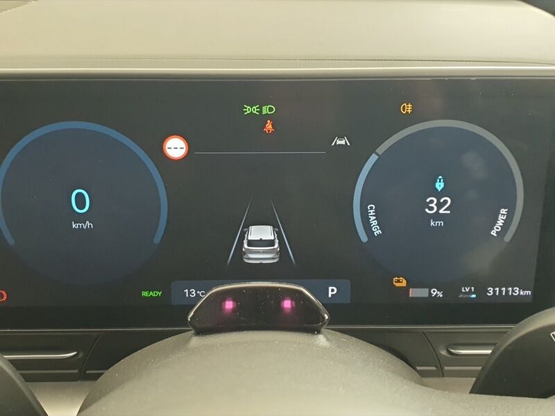 More views of Hyundai KONA