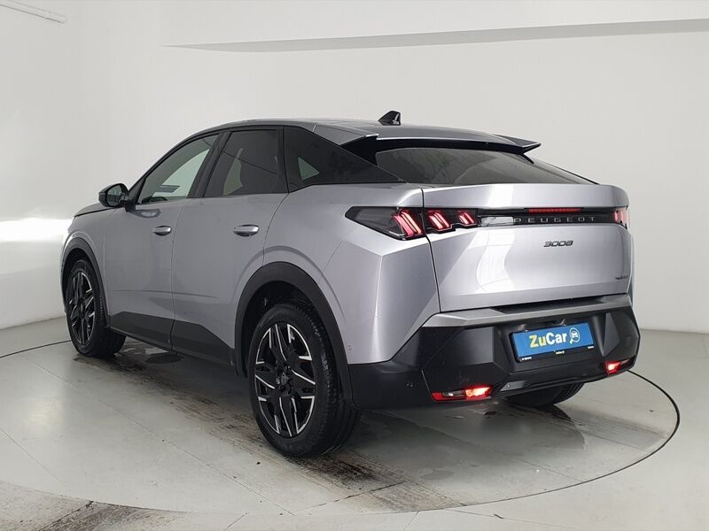 More views of Peugeot 3008