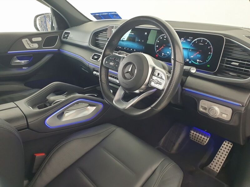 More views of Mercedes-Benz GLE