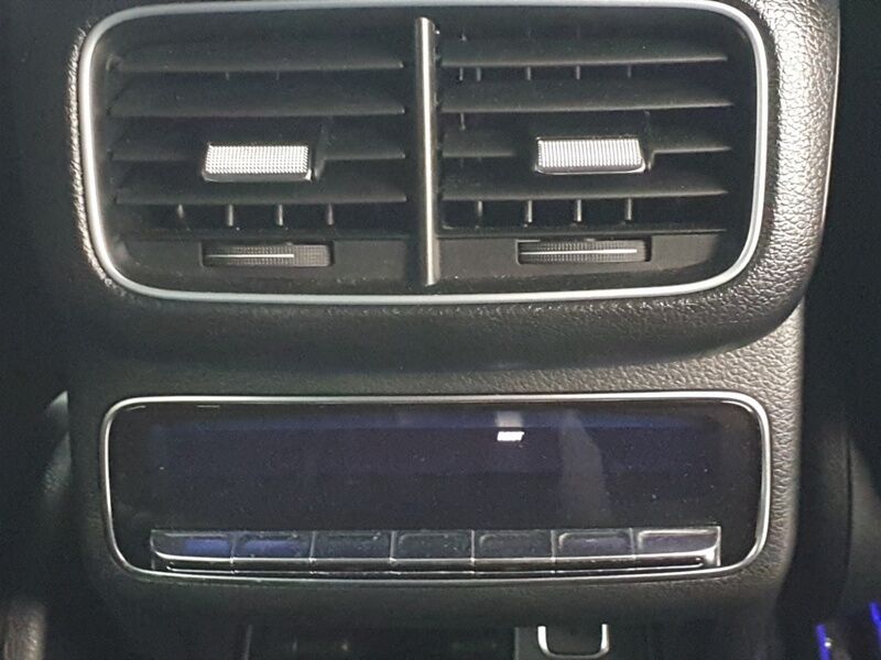 More views of Mercedes-Benz GLE