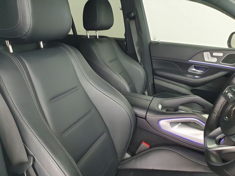 More views of Mercedes-Benz GLE