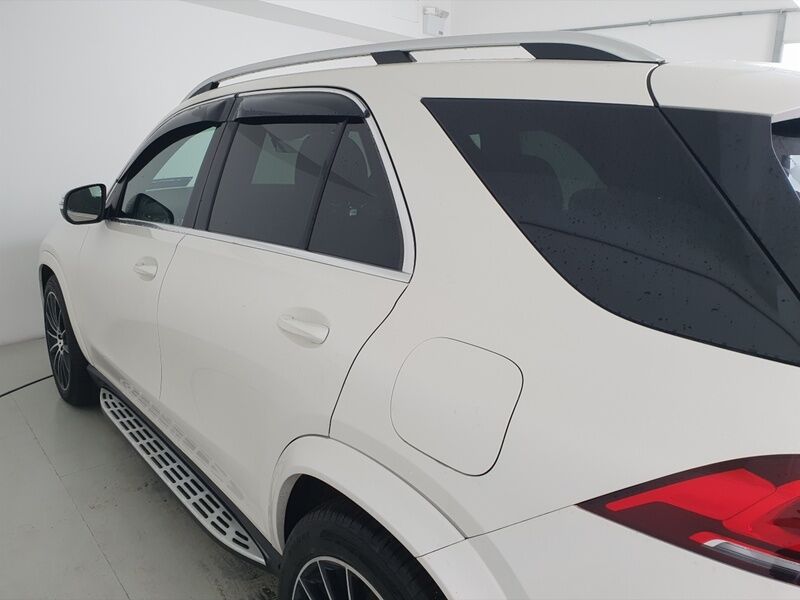 More views of Mercedes-Benz GLE
