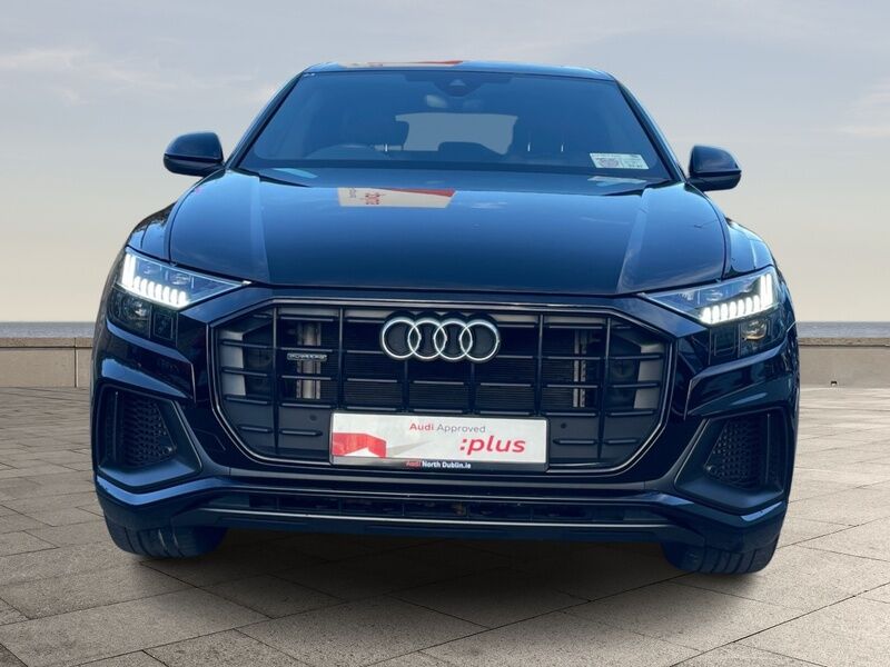 More views of Audi Q8