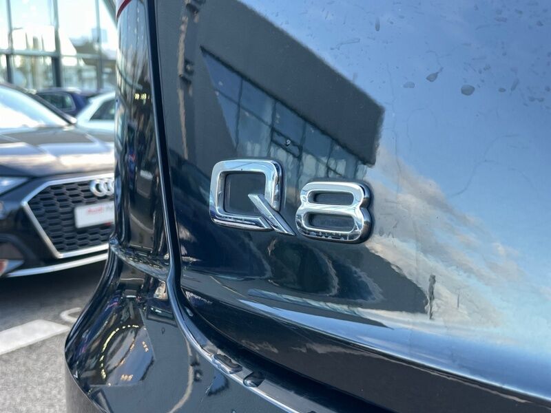More views of Audi Q8