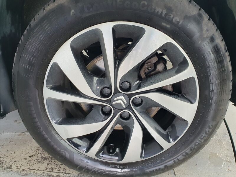 More views of Citroen C4