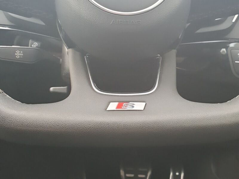 More views of Audi A4
