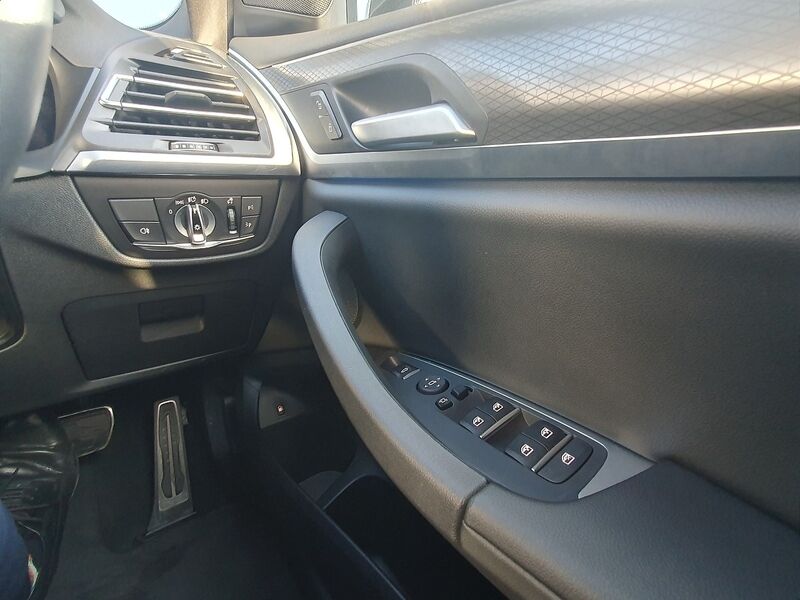 More views of BMW X3