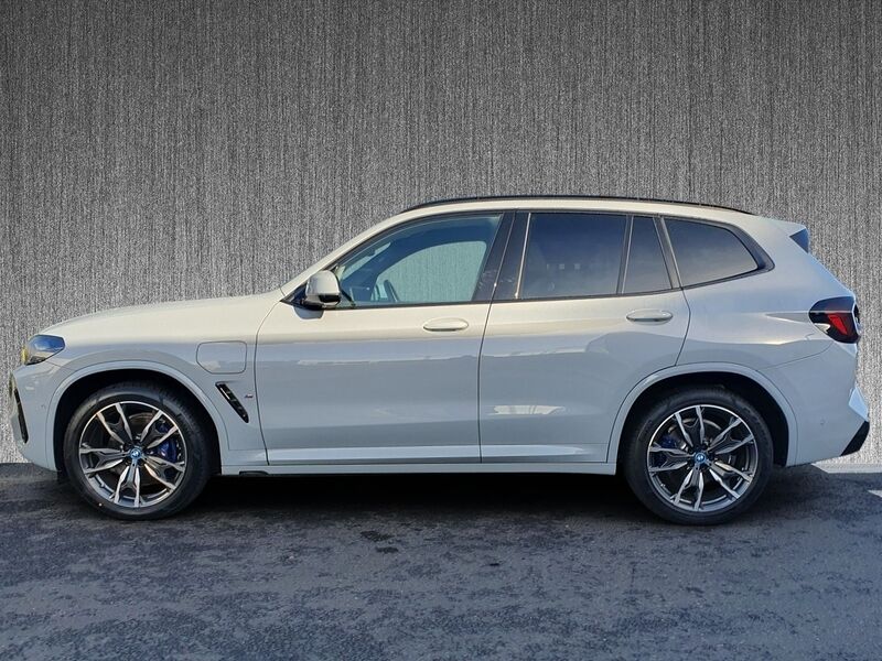 More views of BMW X3